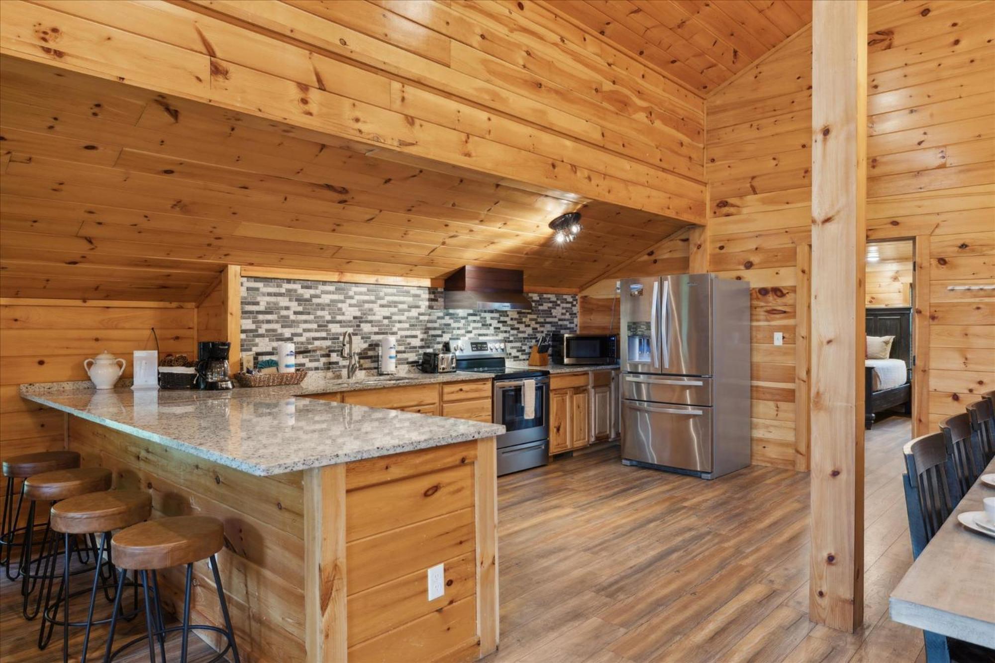 Hot Tub Fire Pit Game Room Theater Easy Access Sleeps 12 - Black Bear Lodge Pigeon Forge Exterior foto